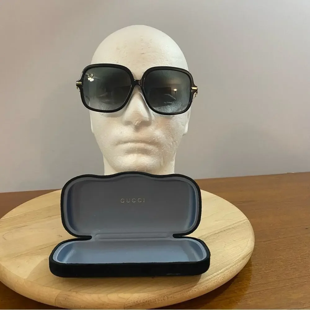 GUCCI GG0884SA‎ Women's Square Sunglasses Black Frame Sz 58-14-145 Authentic